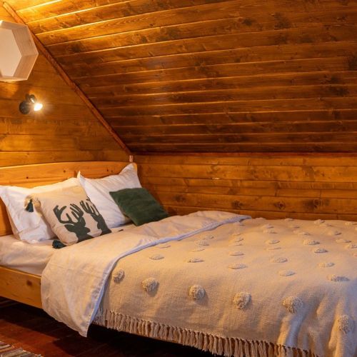 Biniște Tiny House by the River Dejani – Dejani, România