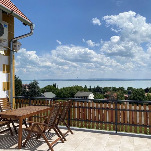 Georgina Panorámás Apartman - Bacchus Badacsony