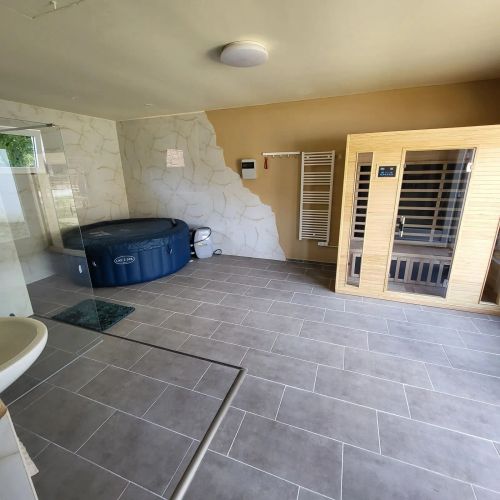 White Luxury Cottage-Mátrai Vadászház Mátraterenye – Mátraterenye, Maďarsko