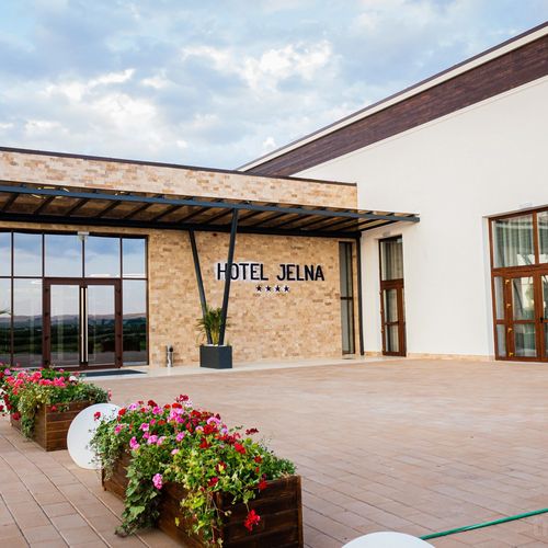 Complex Jelna Satu Nou