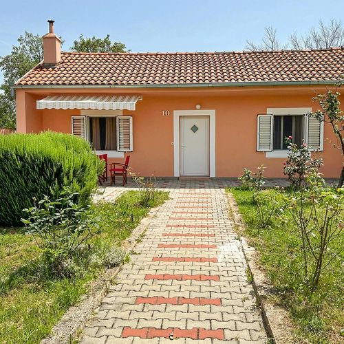 Vendégház Knin - CDJ642