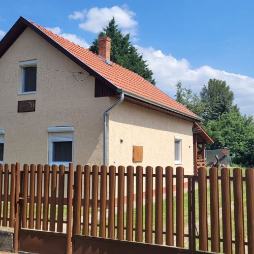 Gyöngyvirág Apartman Tiszaörs – Tiszaörs, Ungaria