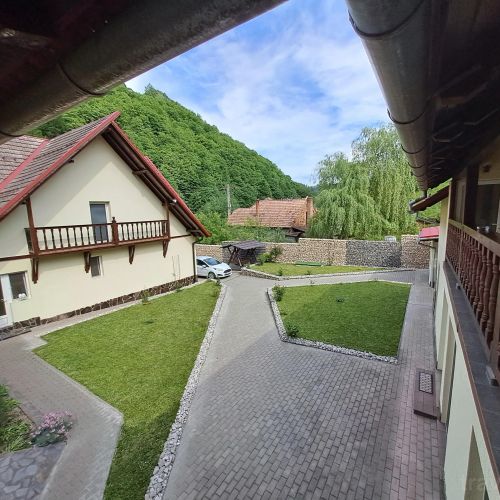 Casa Petra Poiana Mărului – Poiana Mărului, România