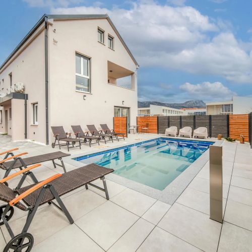 Apartman Kaštel Novi - CSC337