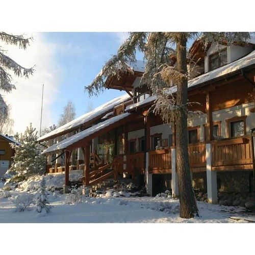 Pensjonat i domki Stajnia Sarnówek Rozajny Małe