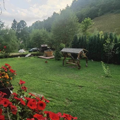 Di&D House Bănița – Comuna Băniţa, România