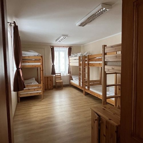 Szent György Szálló Oszkó