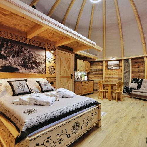 Tatry Mountain Glamp z jacuzzi Zakopane – Zakopane, Polska