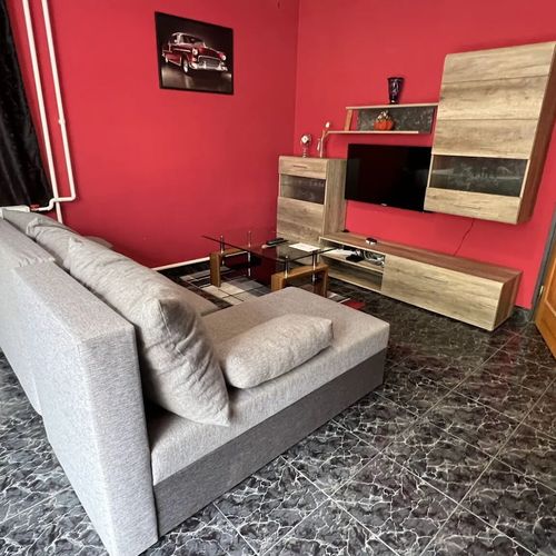 Erik Apartman  Jászszentlászló