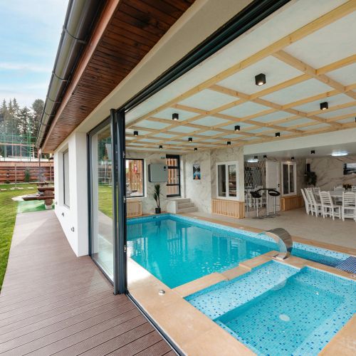 Casa Maramureșană Beliș – Beliş, România