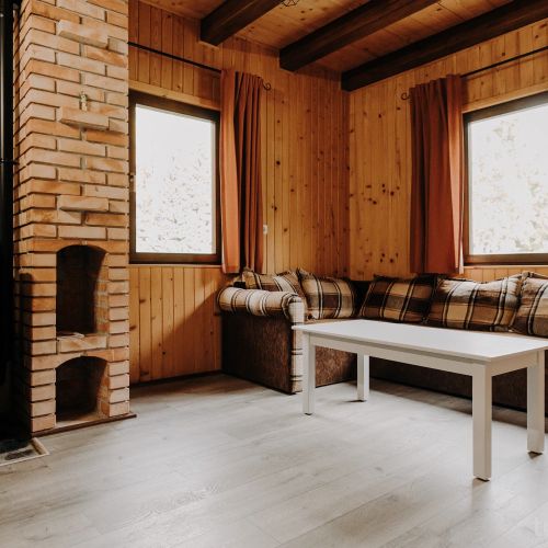 Cabana Turul Izvoare – Izvoare, România
