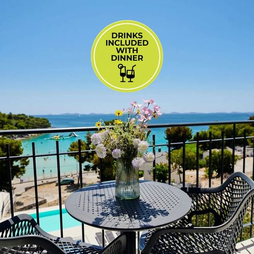 Resort Colentum Murter