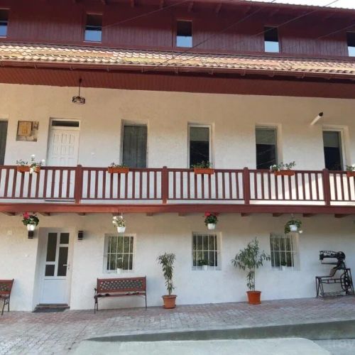 La Conac 13 Ceasuri Bune Bran