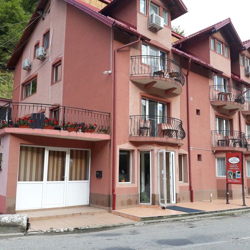 Casa Cardinal Băile Herculane