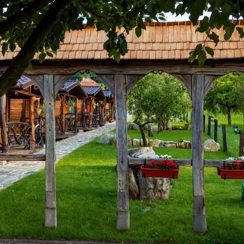 Popas 8 Odăi Poiana Aiudului