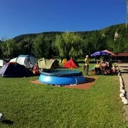Rafting & Via Ferrata Base Camp Vadu Crișului – Vadu Crişului, România