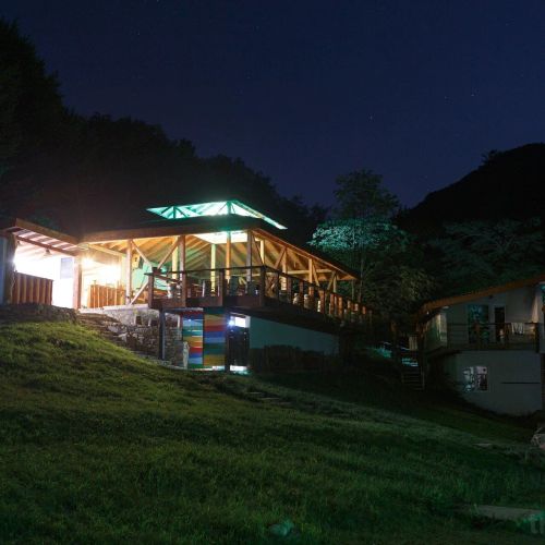 Green Camp - Adventure Glamping Gura Teghii – Gura Teghii, România