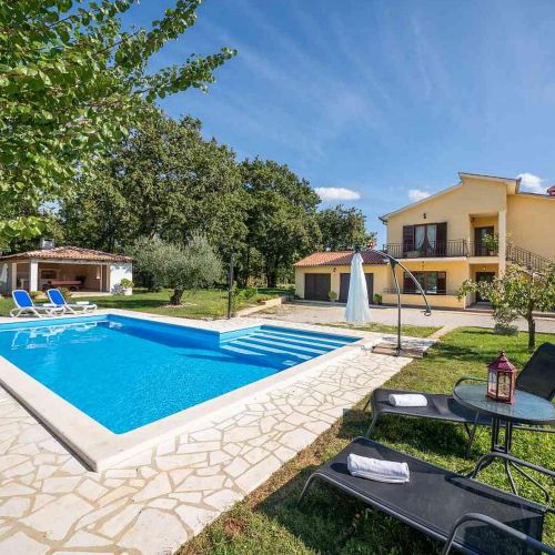 Apartman Sveti Lovreč Pazenatički - CLS819