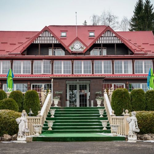 Complex Monterai Poiana Brasov – Poiana Brasov, România