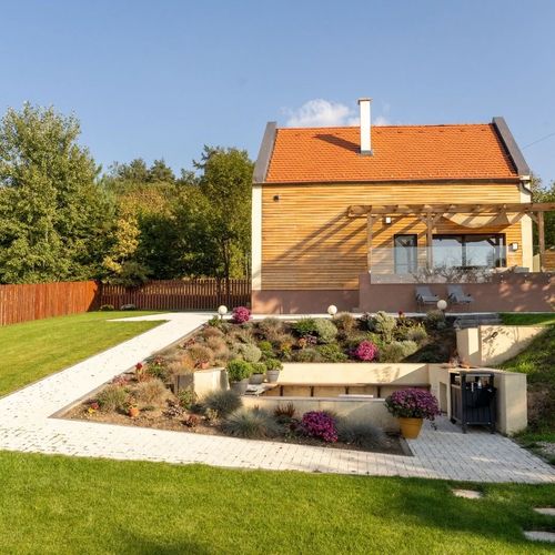 Eleonora Residence Bicfalău