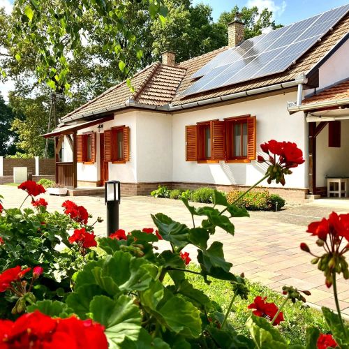 Sziget Vendégház Kölcse