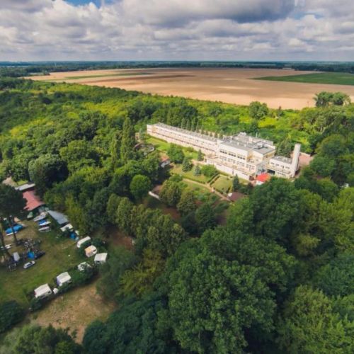 CENTRUM SZKOLEŃ I KONFERENCJI GEOVITA W JADWISINIE – Jadwisin, Polska