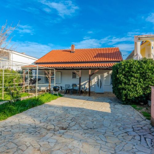 Holiday Home Loncar Vir – Vir, Croația