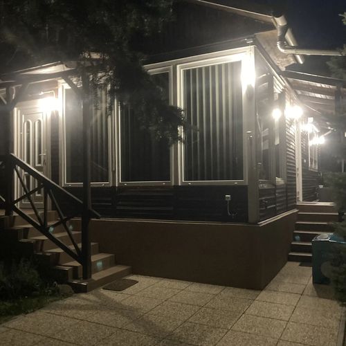 Lux Faház Parád