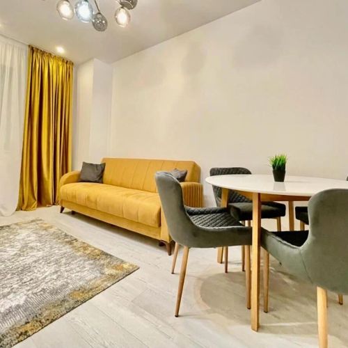 YamaLuxe Apartments - Pink & Gold With Many Facilities București – București, România