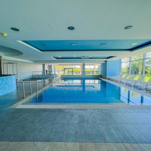 Club218 Red Wellness Apartman Siófok