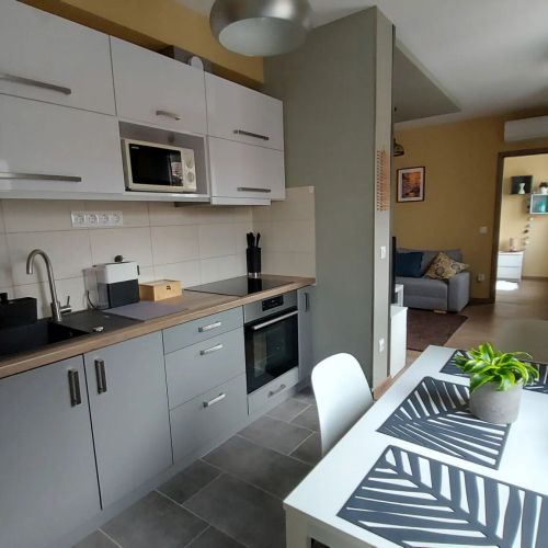 Üstökös Apartman Szeged – Szeghed, Ungaria