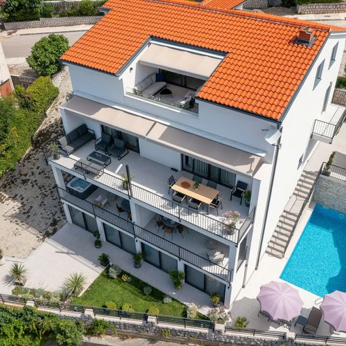 Villa Frankola with pool Crikvenica