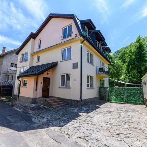 Pensiunea Casa Bono Brașov – Braszów, Rumunia