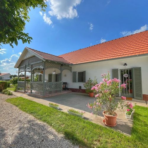 Veranda Porta Ordacsehi