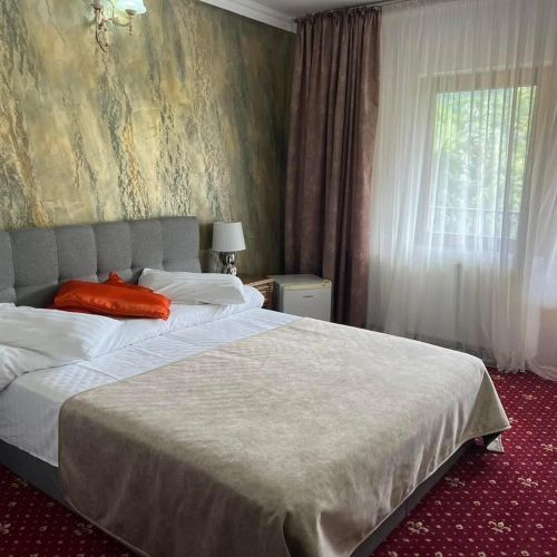 Complex turistic Cristal Slănic-Moldova 