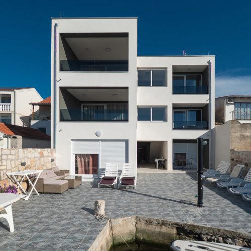Apartments Villa Summertime Betina