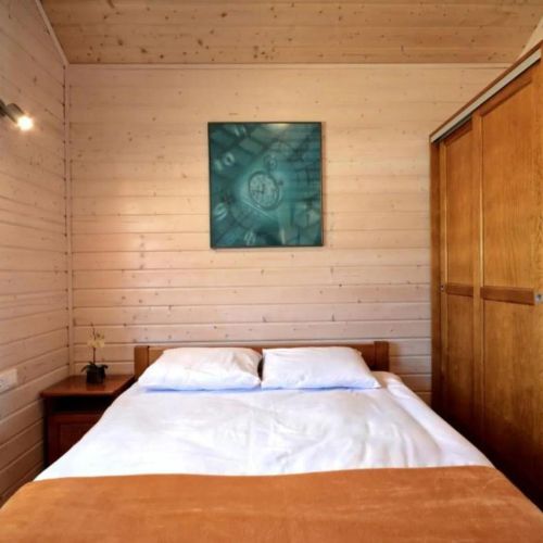 Domki Letniskowe Bursztynowo Ostrowo – Ostrowo, Polonia