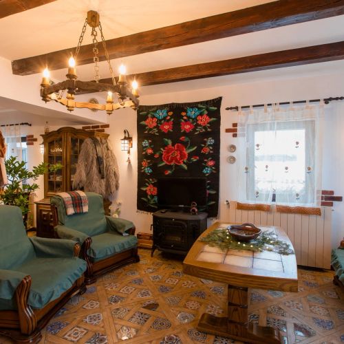 Casa cu Cerdac Nucşoara