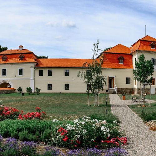 Ugron Castle Filiaș Cristuru Secuiesc