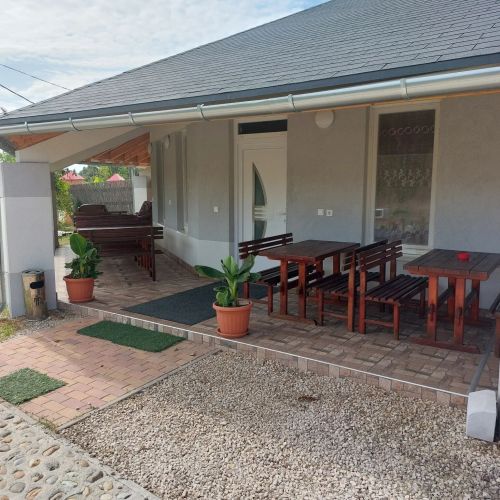 Cserke Holdfény Apartman Cserkeszőlő