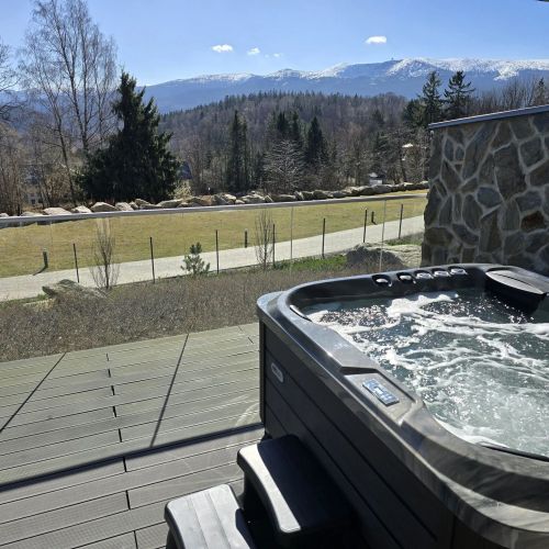 Luksusowy Apartament Cudny Widok z prywatnym Jacuzzi i Sauną  – Szklarska Poręba, Polsko