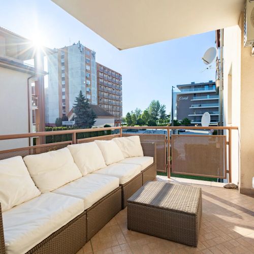 Laguna Beach Family Apartman Siófok by BLTN