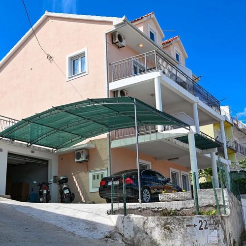 Holiday House Narona Mastrinka