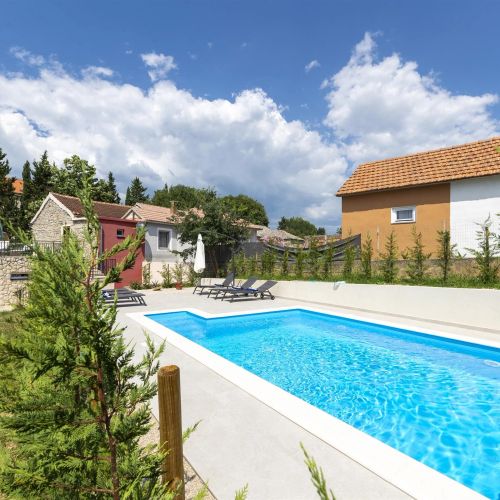 House Adora Benkovac