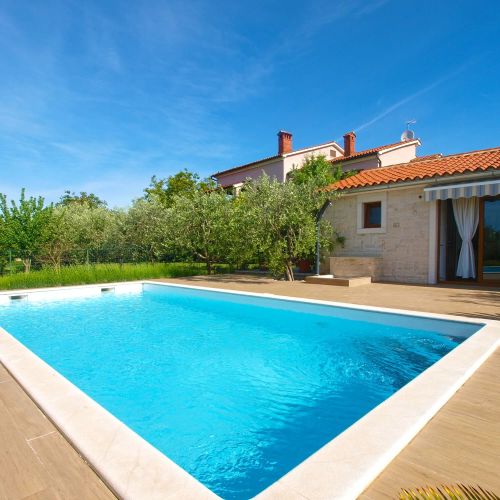 Family Friendly House With A Swimming Pool Valbandon, Fažana - 20772 Valbandon