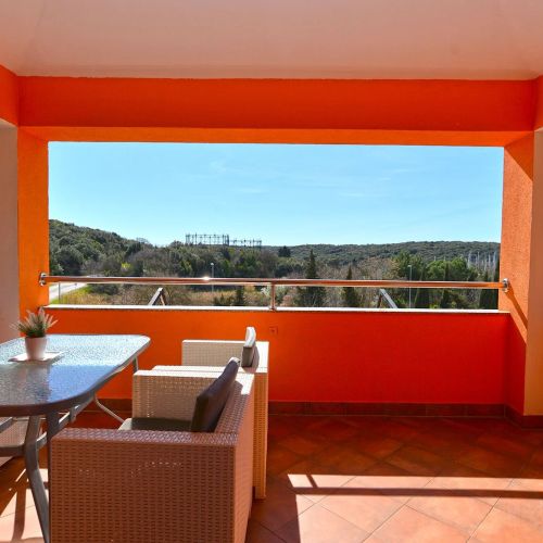 Apartments With Parking Space Pula - 21036