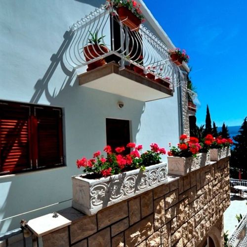 Apartments By The Sea Omiš - 21590