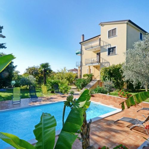 Family-friendly Apartments With Swimming Pool Valica Umag - 21926
