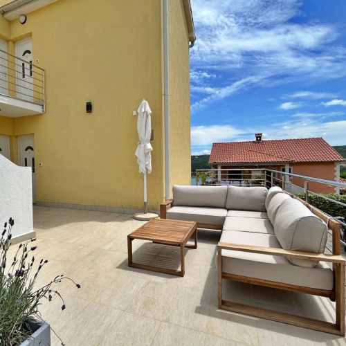 Apartments With Parking Space Čižići, Krk - 22046 Čižići