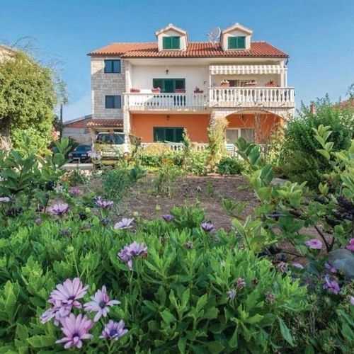 Apartments With Parking Space Zablaće, Šibenik - 22255 Zablaće
